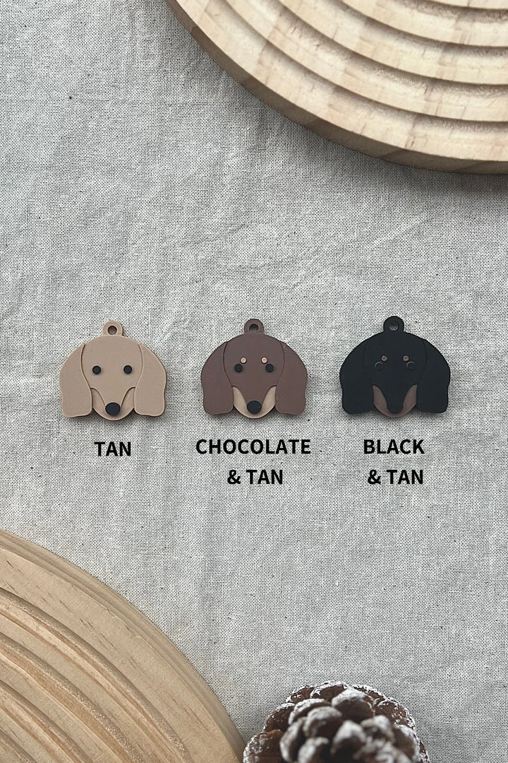 Dachshund [Pet Tag / Keychain]