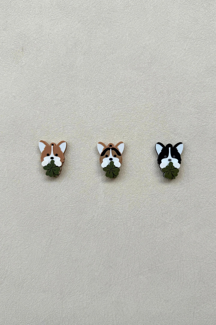 LUCKY CHARM Corgi