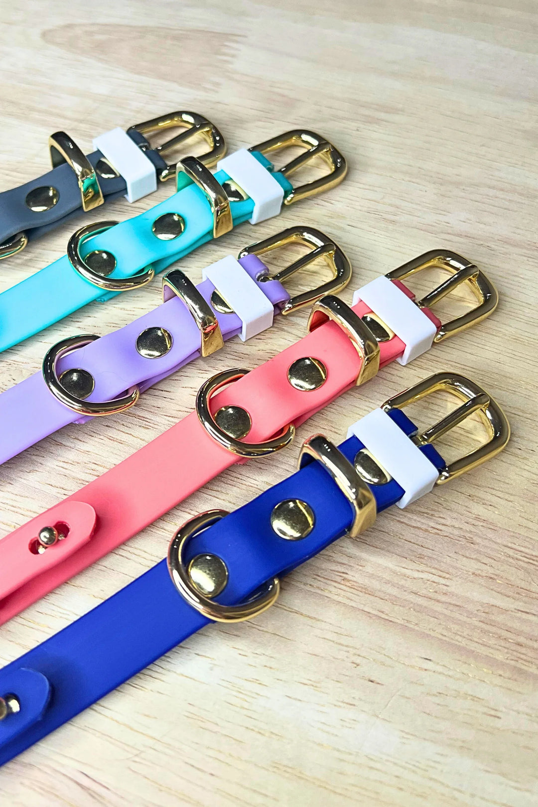 WATERPROOF COLLAR Lilac